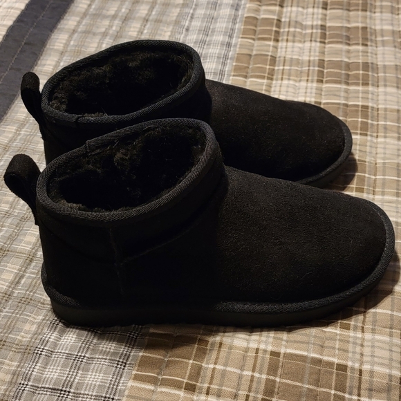 Maurice's Ankle Bootie Size 6 - Picture 3 of 5